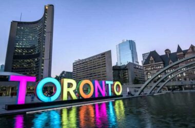 What to Do Before Committing to a Move to Toronto