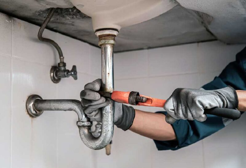 Detecting and Managing Slow Leaks in Your Plumbing System